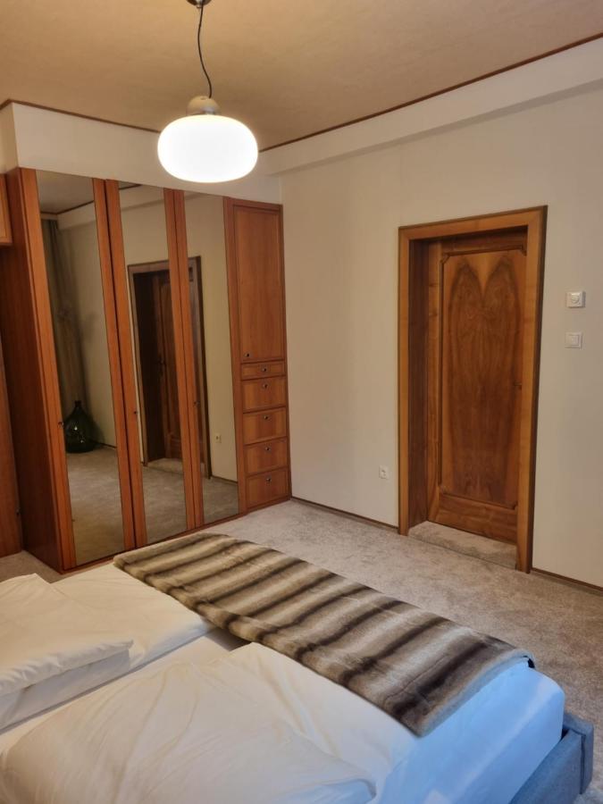 Villa With Private Sauna And Jacuzzi, 8 Min From Schloss Schoebrunn Вена Экстерьер фото