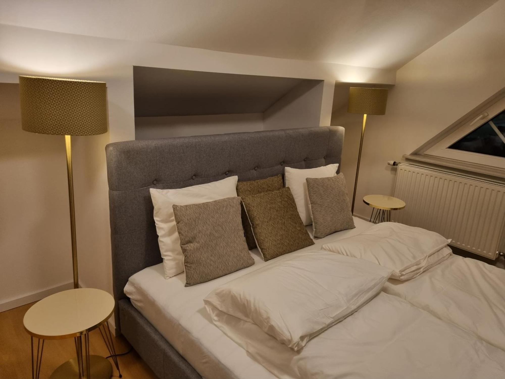 Villa With Private Sauna And Jacuzzi, 8 Min From Schloss Schoebrunn Вена Экстерьер фото